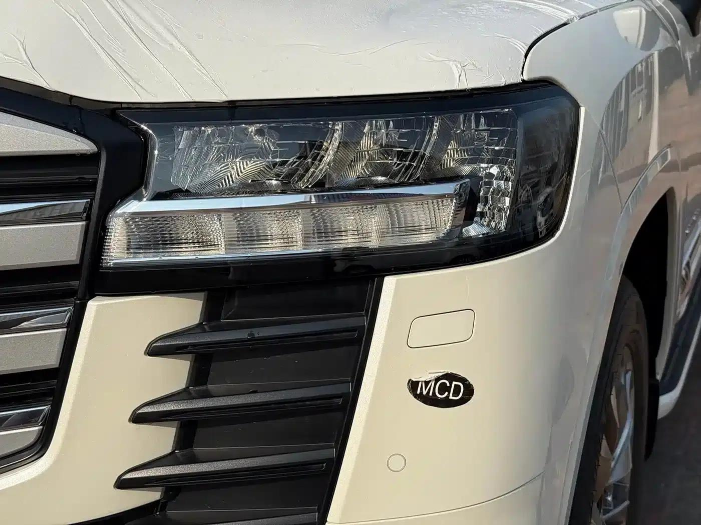 2026 Land Cruiser (Imported) 4.0L Automatic — миниатюра 18