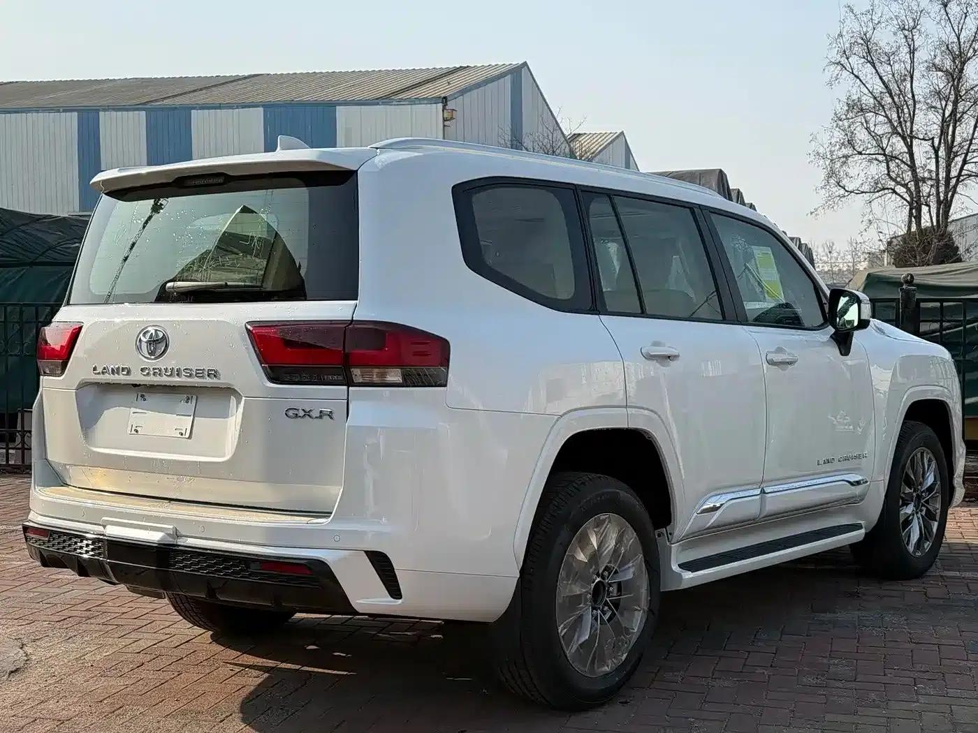2026 Land Cruiser (Imported) 4.0L Automatic — миниатюра 5