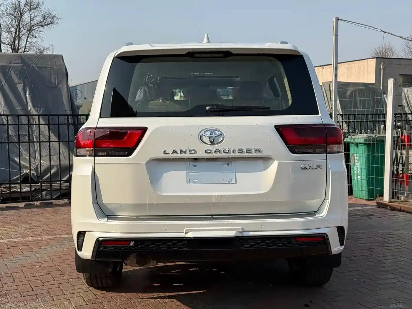 2026 Land Cruiser (Imported) 4.0L Automatic — миниатюра 7
