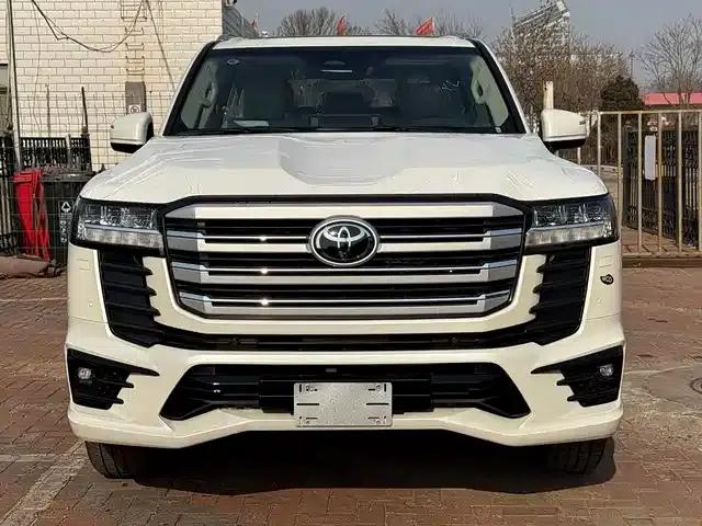 2026 Land Cruiser (Imported) 4.0L Automatic