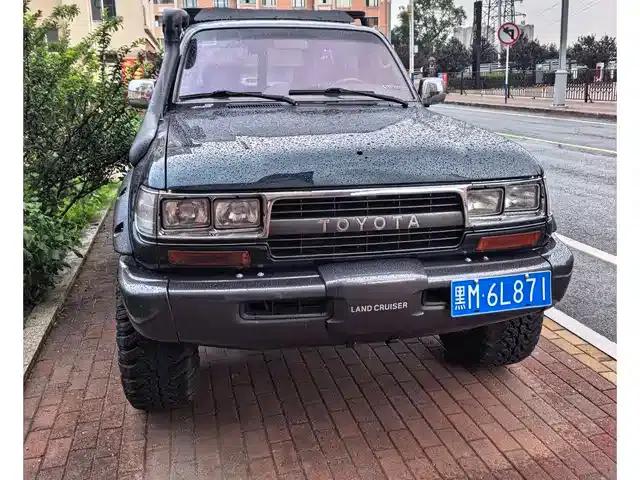 Toyota LC80 1996 model 4.5L manual