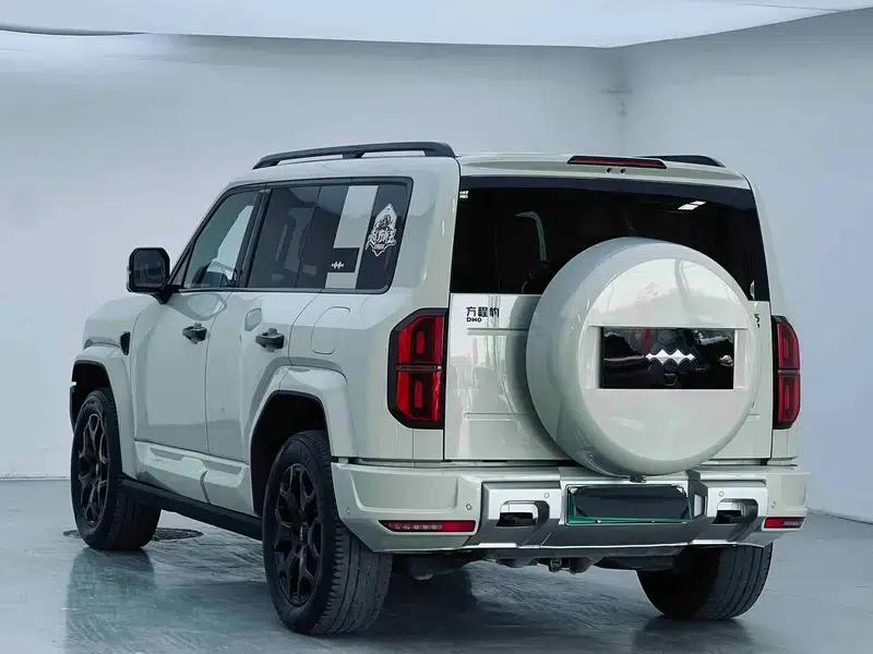 Leopard 5 2025 Model Cloud Carriage Laser Qiankun Intelligent Driving Edition — миниатюра 4