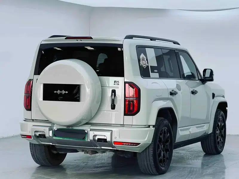 Leopard 5 2025 Model Cloud Carriage Laser Qiankun Intelligent Driving Edition — миниатюра 6