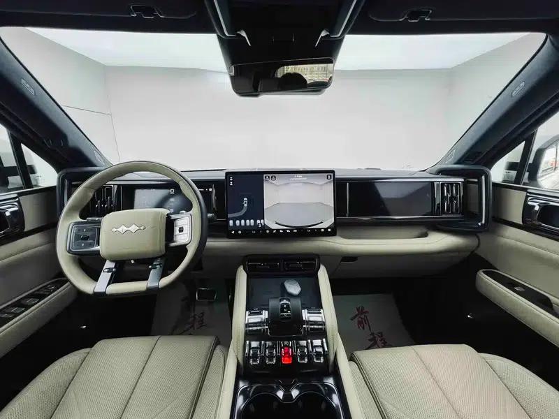 Leopard 5 2025 Model Cloud Carriage Laser Qiankun Intelligent Driving Edition — миниатюра 7
