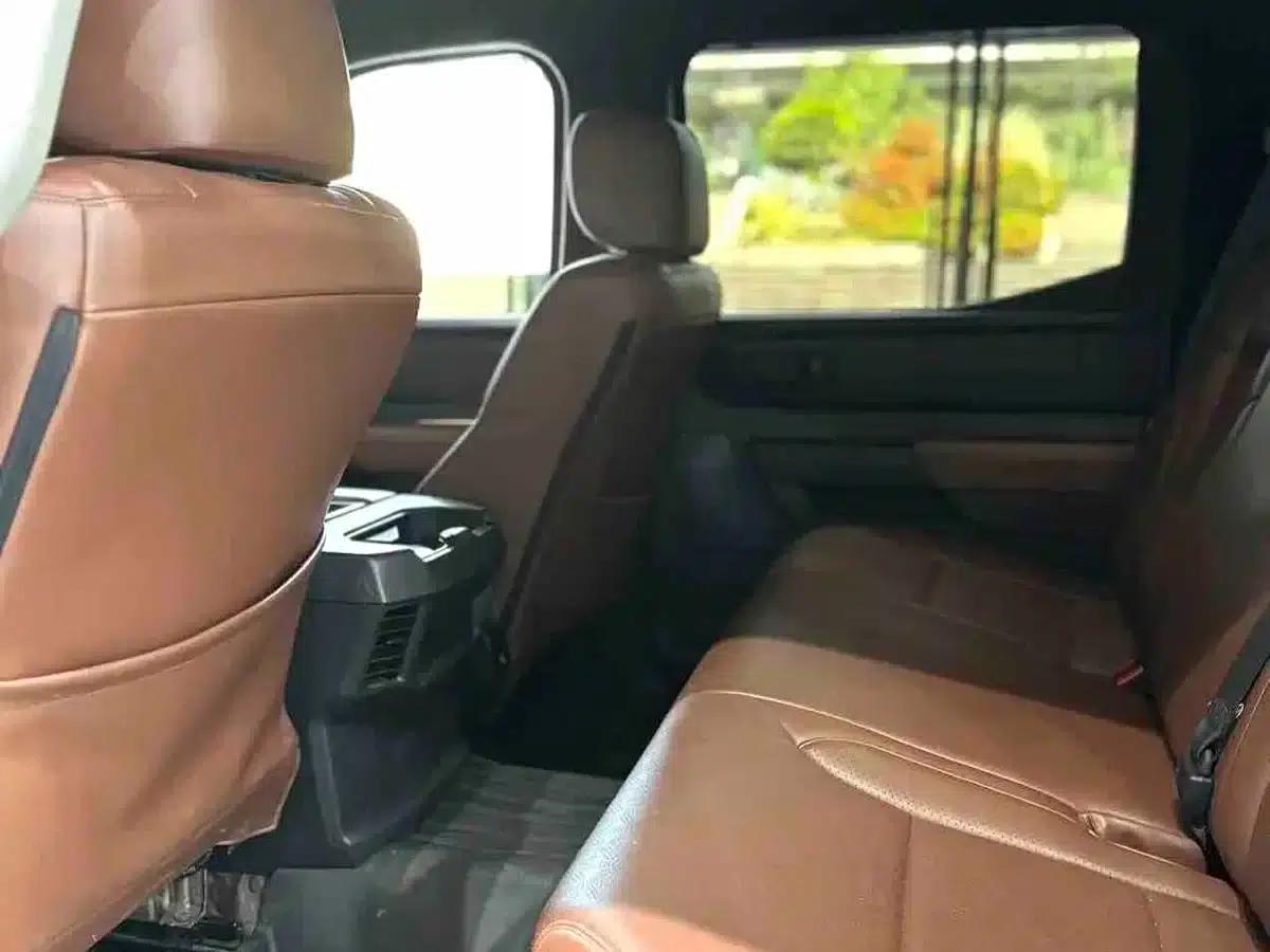 2022 Tundra 3.5T US Spec — миниатюра 7