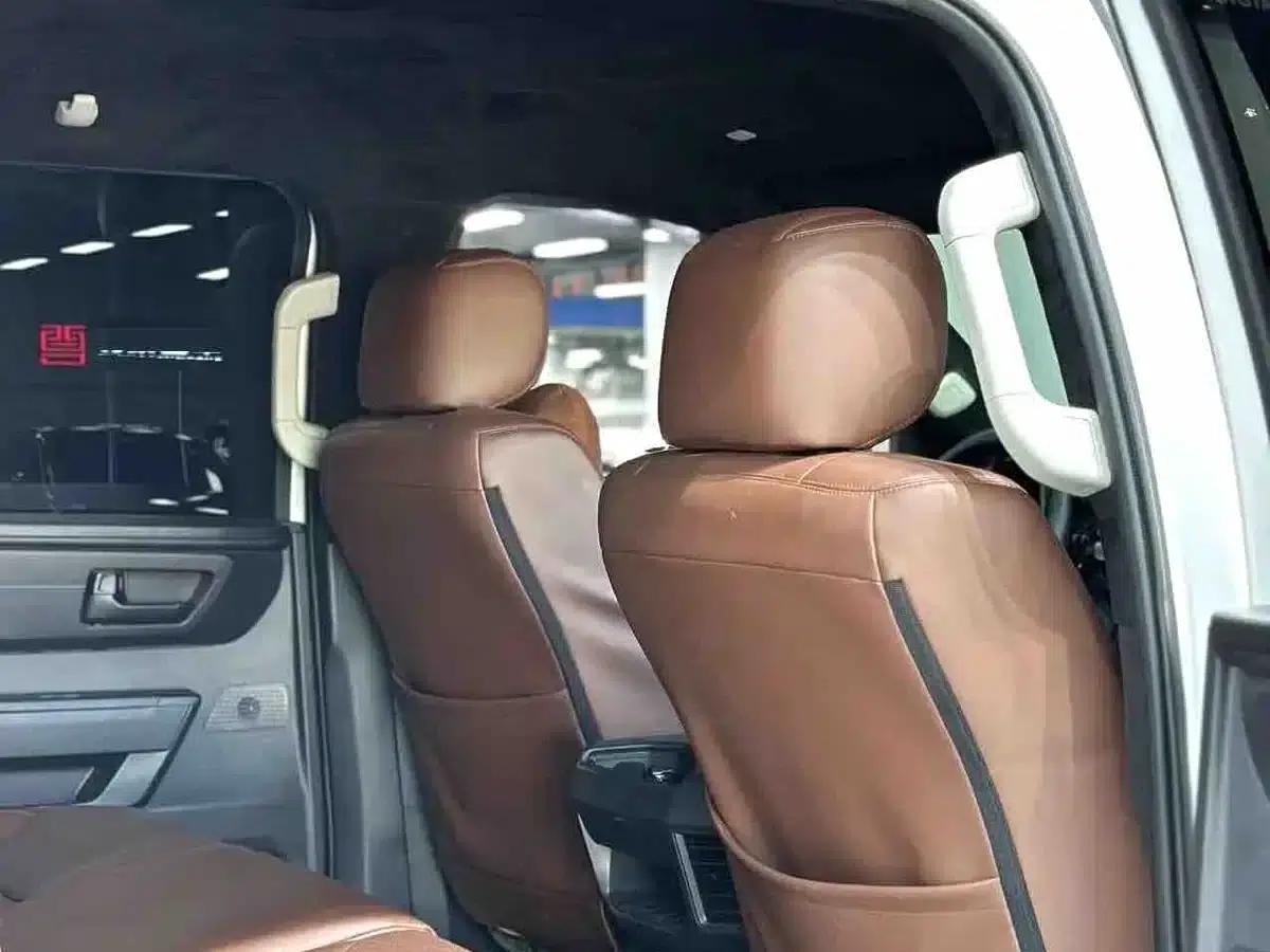 2022 Tundra 3.5T US Spec — миниатюра 8