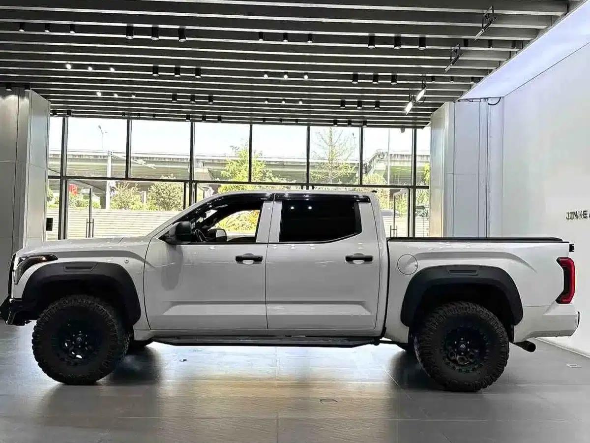 2022 Tundra 3.5T US Spec — миниатюра 10