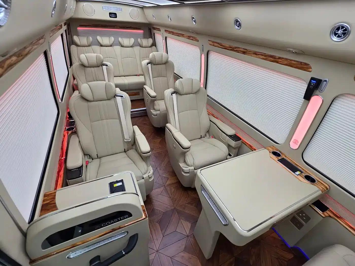 2019 Toyota Coaster 4.0L Luxury SUV GRB53L-ZCMEK 20-seater 9GR — миниатюра 4