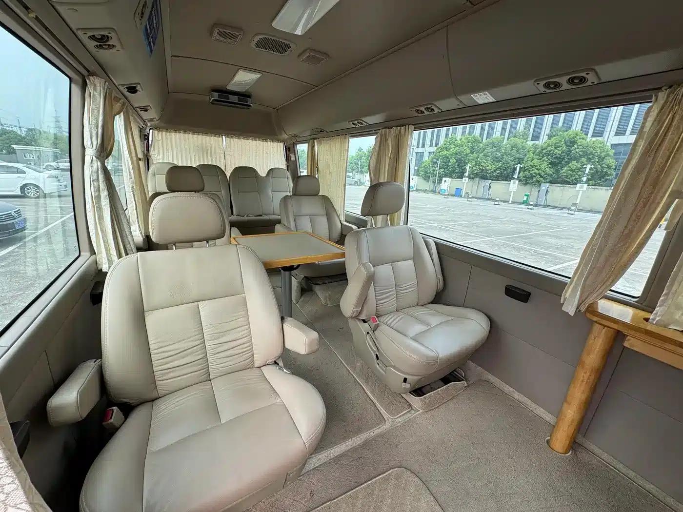 2013 Toyota Coaster 2.7L Gasoline Premium Edition 20-Seat 3TR — миниатюра 14