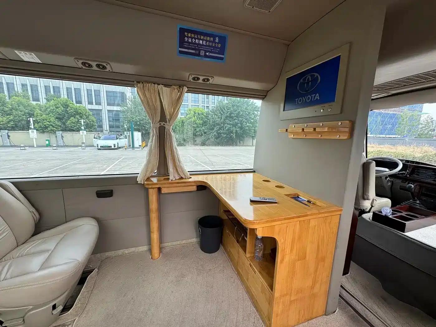 2013 Toyota Coaster 2.7L Gasoline Premium Edition 20-Seat 3TR — миниатюра 20
