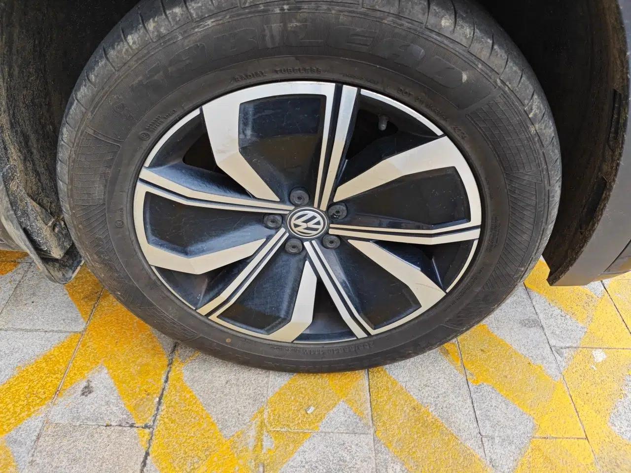 Volkswagen Teramont X 2019 380TSI Four-Wheel Drive Luxury Edition — миниатюра 8