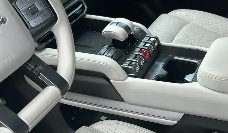 Titanium 3 2025 501KM AWD Max Edition — миниатюра 11