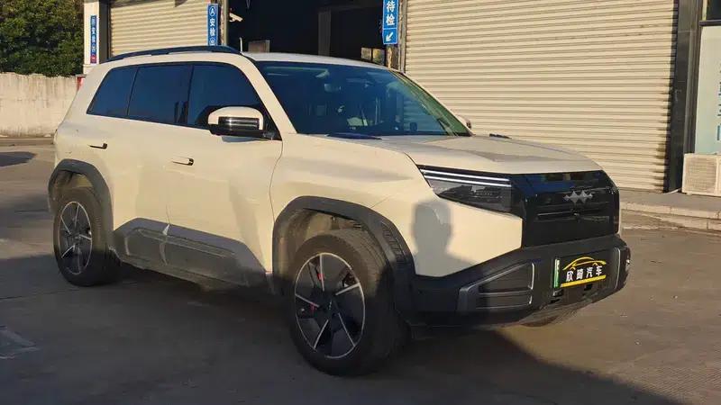 Titanium 3 2025 Model 501KM Rear-Wheel Drive Ultra Edition — миниатюра 3