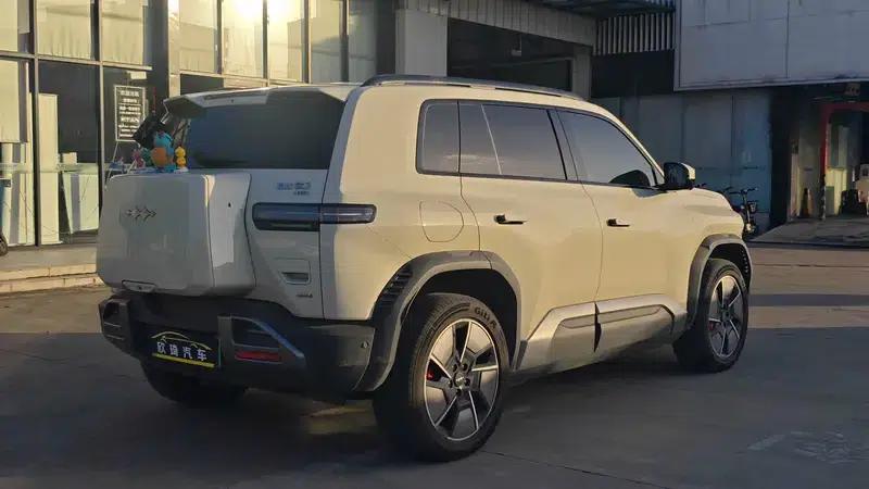 Titanium 3 2025 Model 501KM Rear-Wheel Drive Ultra Edition — миниатюра 6