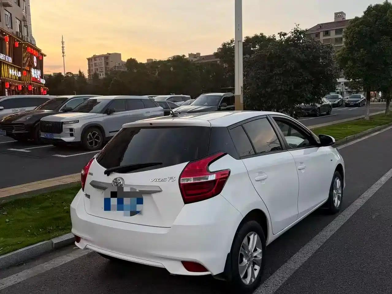 Vios FS 2017 1.5L CVT Sport Edition — миниатюра 4