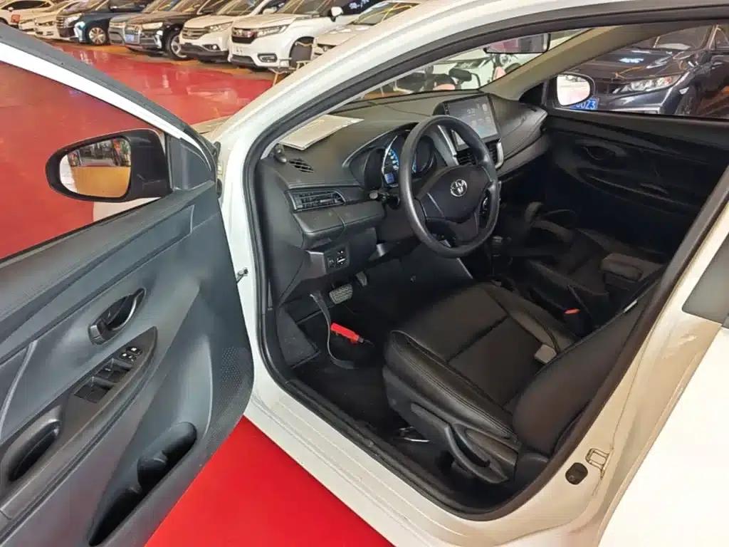 Vios FS 2017 1.5L CVT Sport Edition — миниатюра 16