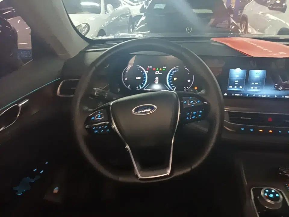 Ford Equator 2021 EcoBoost 225 Premier 7-Seater — миниатюра 13