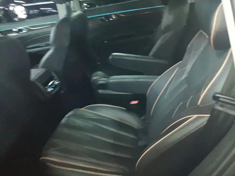 Ford Equator 2021 EcoBoost 225 Premier 7-Seater — миниатюра 20