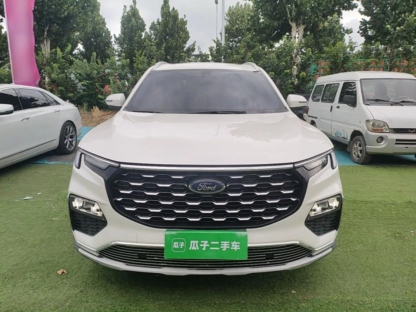 Ford Equator 2021 EcoBoost 225 Platinum Edition 6-seater — миниатюра 2