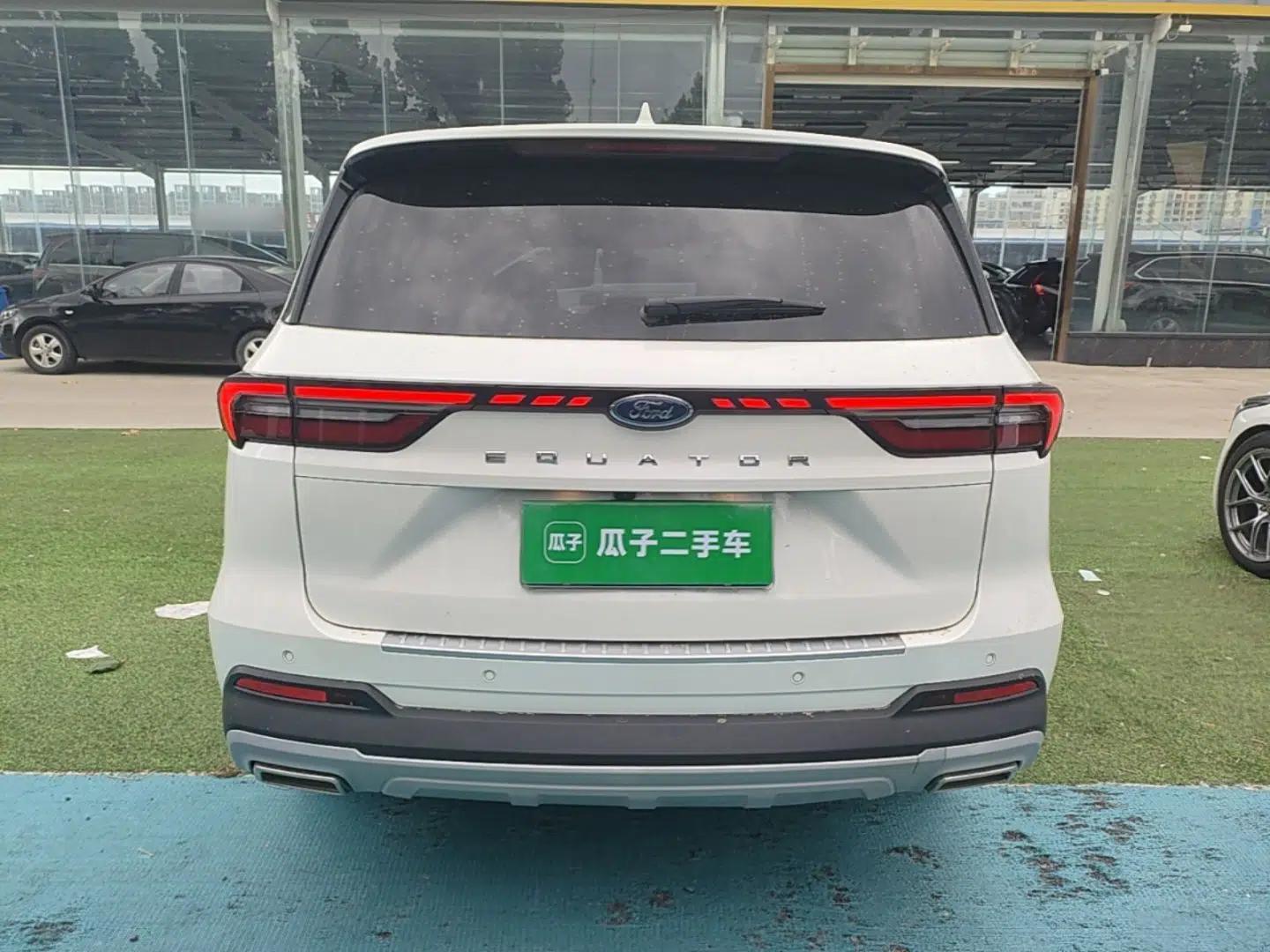 Ford Equator 2021 EcoBoost 225 Platinum Edition 6-seater — миниатюра 5
