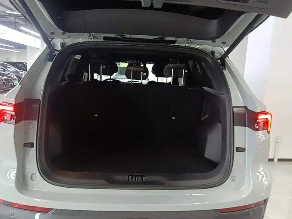 Ford Equator Sport New Energy 2025 Luxury Plus Version — миниатюра 22