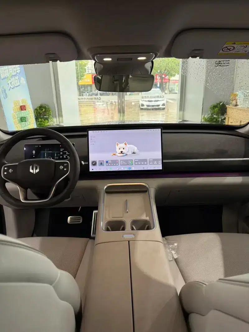 Leapmotor D19 2026 Range Extended 500 Smart Edition (6-seater) — миниатюра 4