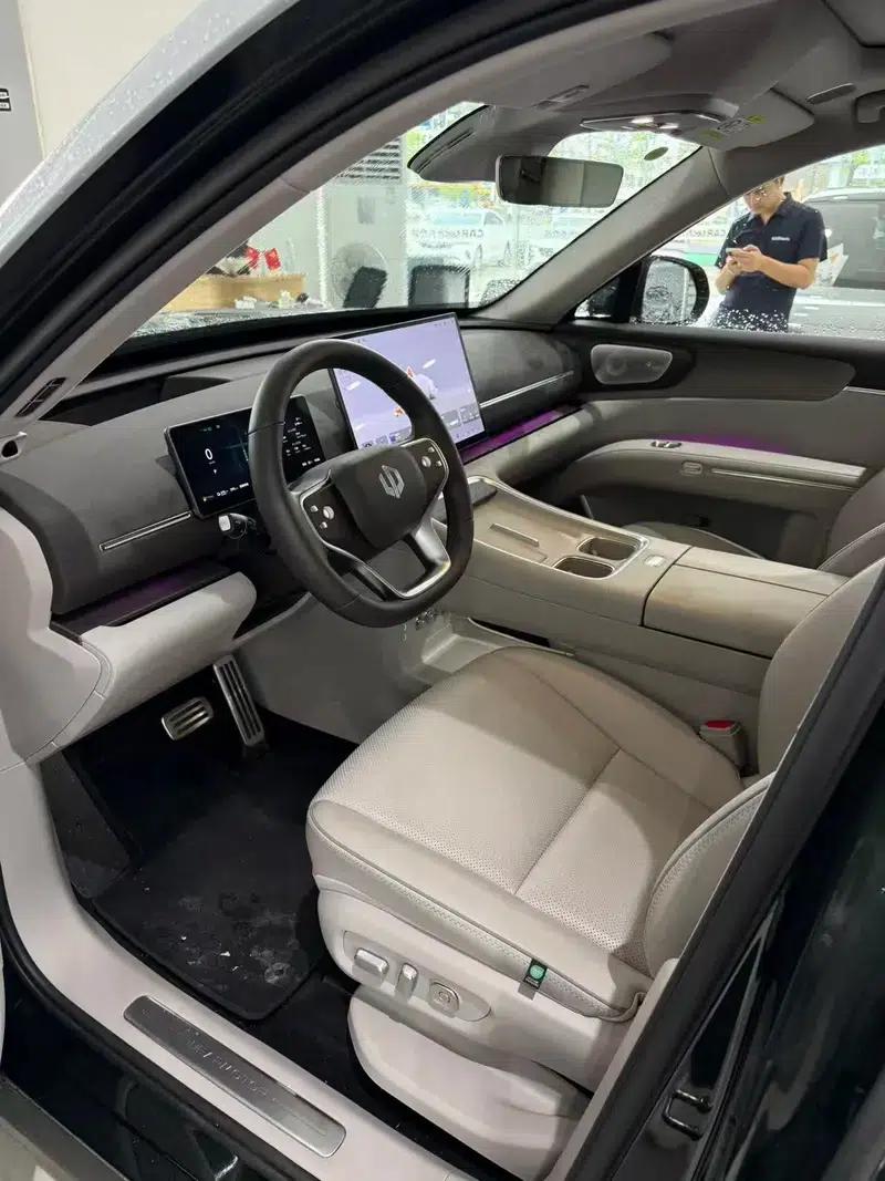 Leapmotor D19 2026 Range Extended 500 Smart Edition (6-seater) — миниатюра 7