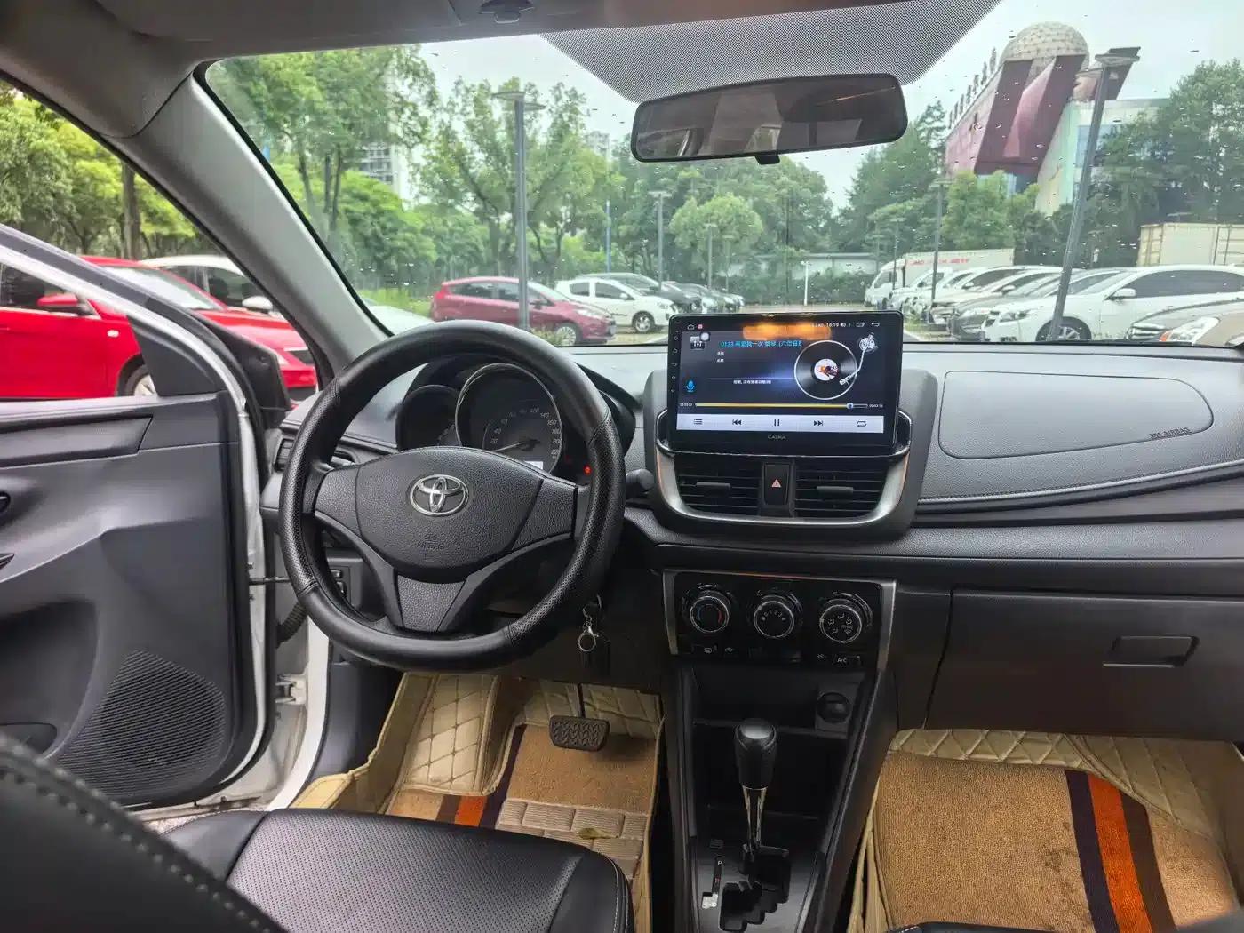 YARiS L 2021 1.5L CVT Leading Edition — миниатюра 11