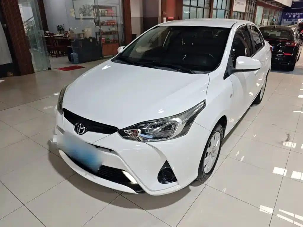 YARiS L 2017 1.5E CVT Dynamic Edition — миниатюра 2