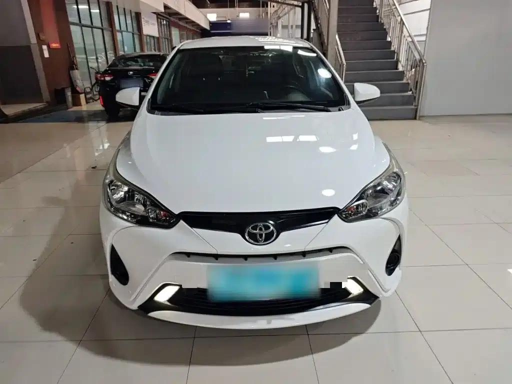 YARiS L 2017 1.5E CVT Dynamic Edition — миниатюра 3