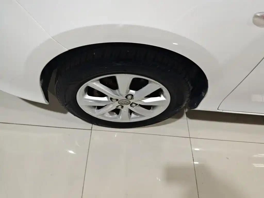 YARiS L 2017 1.5E CVT Dynamic Edition — миниатюра 23
