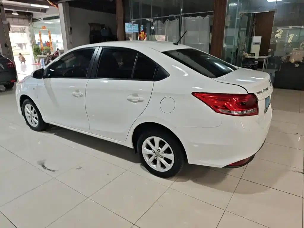 YARiS L 2017 1.5E CVT Dynamic Edition — миниатюра 5