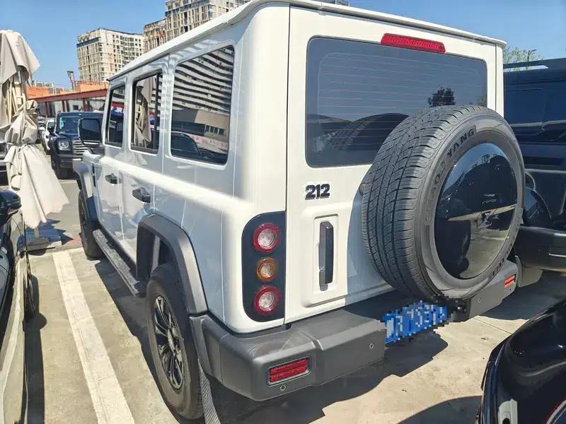 212 T01 2024 Model 2.0T Mechanic — миниатюра 3