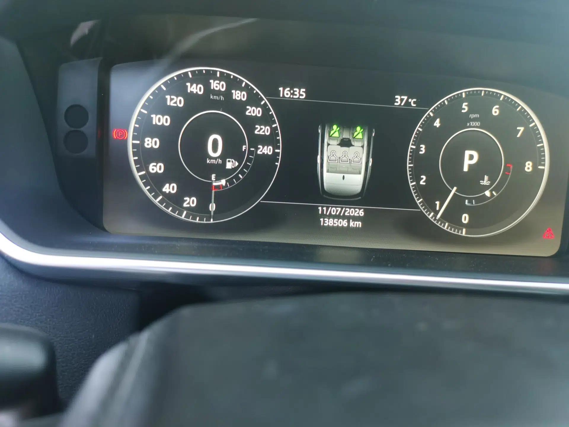 Land Rover Range Vogue 2017 3.0T Gasoline HSE Middle East — миниатюра 12