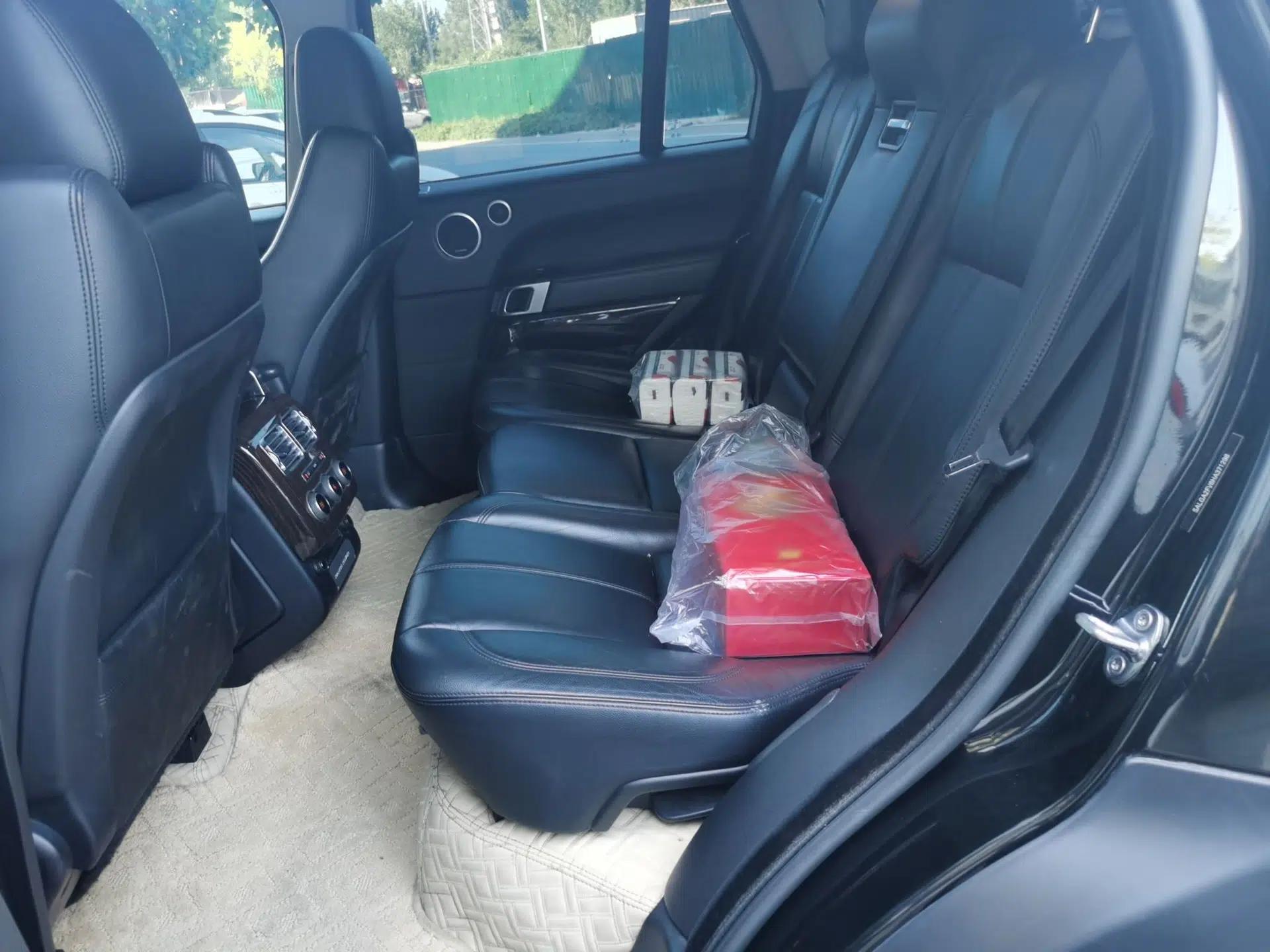Land Rover Range Vogue 2017 3.0T Gasoline HSE Middle East — миниатюра 17