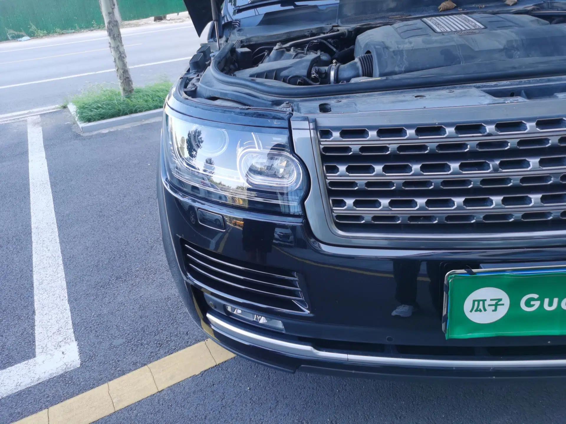Land Rover Range Vogue 2017 3.0T Gasoline HSE Middle East — миниатюра 7