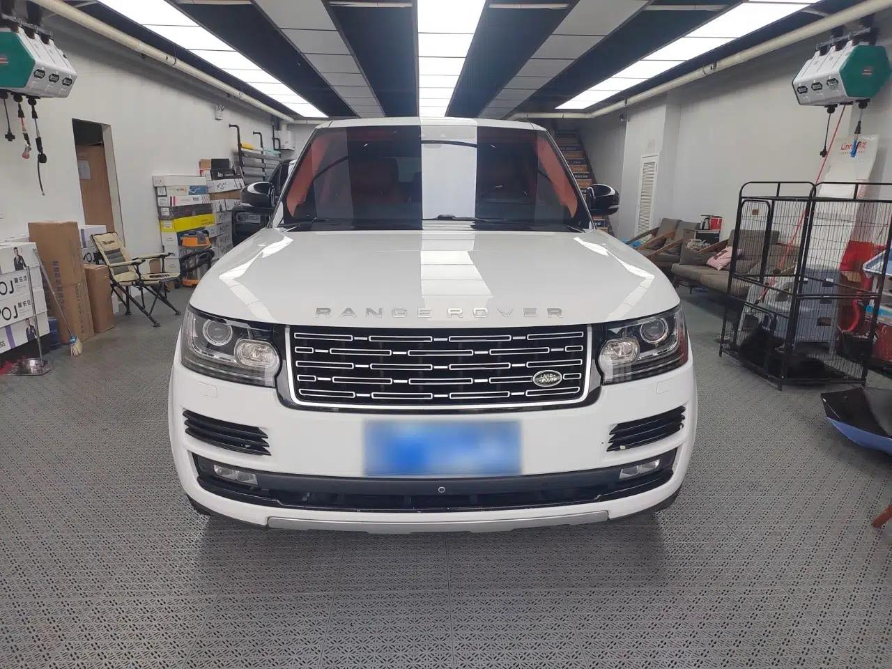 Land Rover Range Vogue Range Rover Autobiography (parallel import) — миниатюра 3