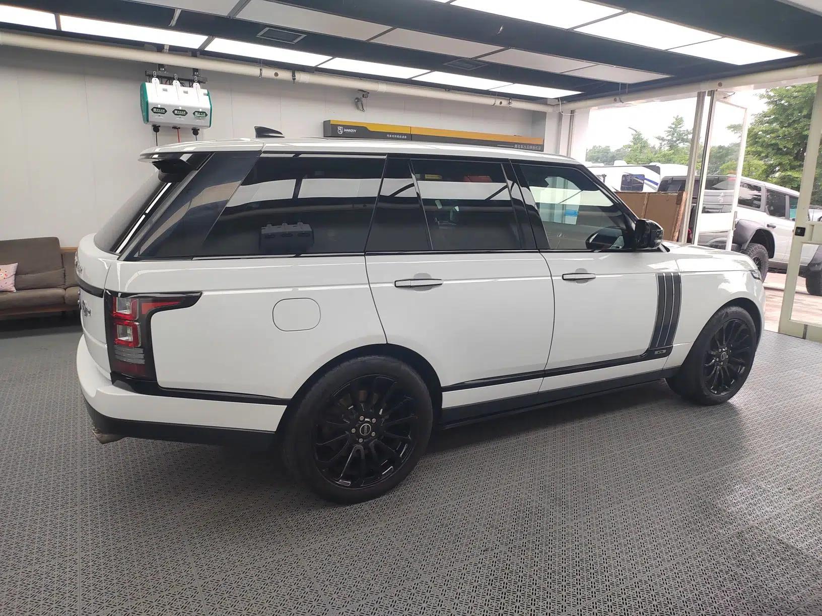 Land Rover Range Vogue Range Rover Autobiography (parallel import) — миниатюра 4