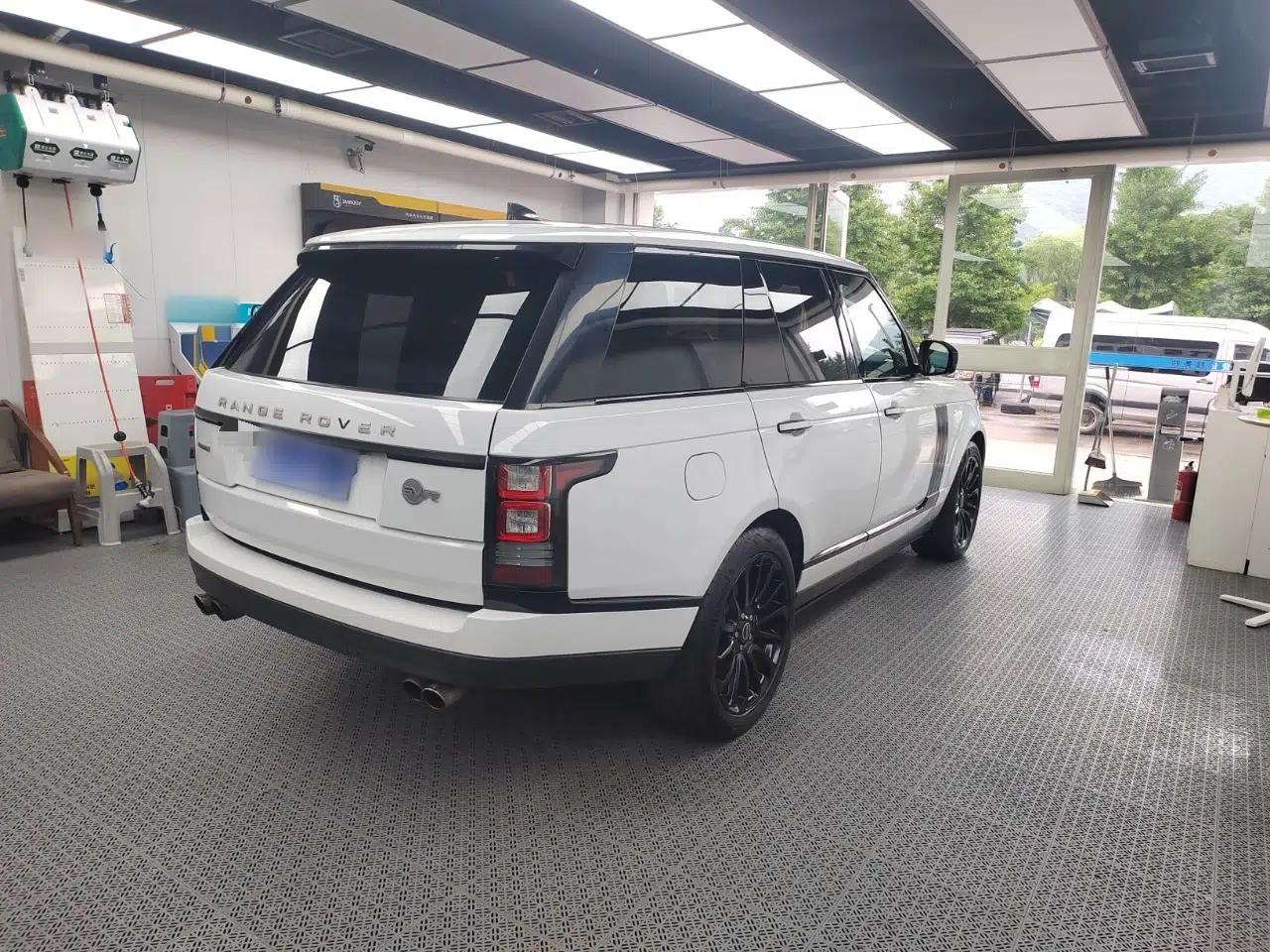 Land Rover Range Vogue Range Rover Autobiography (parallel import) — миниатюра 5