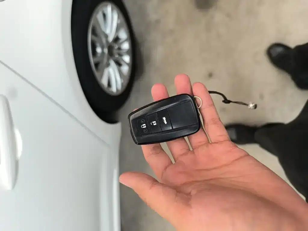 2021 Avalon 2.0L Entry-level Edition — миниатюра 9