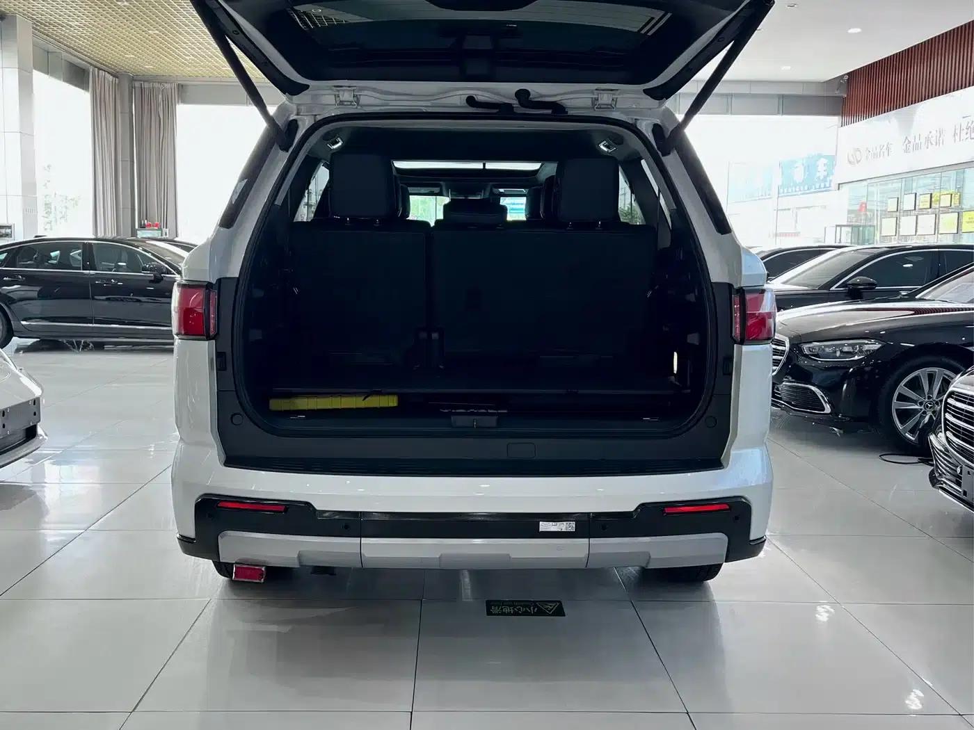 2023 Sequoia 3.5T US Spec — миниатюра 23