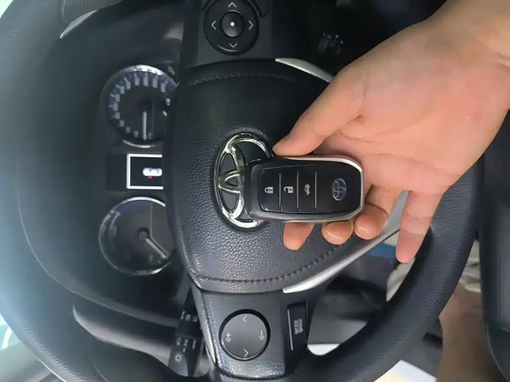Corolla Hybrid E+ 2020 1.8L E-CVT Comfort Edition — миниатюра 17