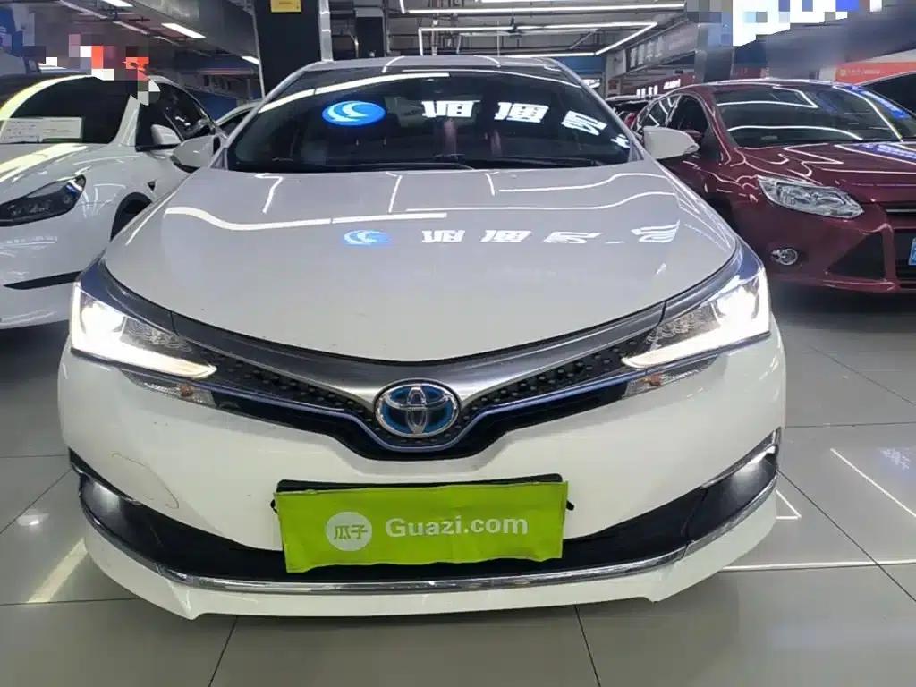 Corolla Hybrid E+ 2020 1.8L E-CVT Comfort Edition — миниатюра 3