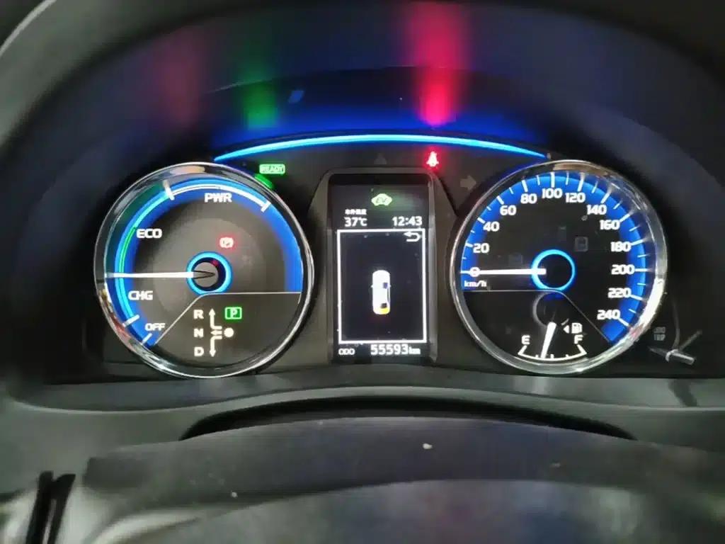 Corolla Hybrid E+ 2019 1.8L E-CVT Leading Edition — миниатюра 12