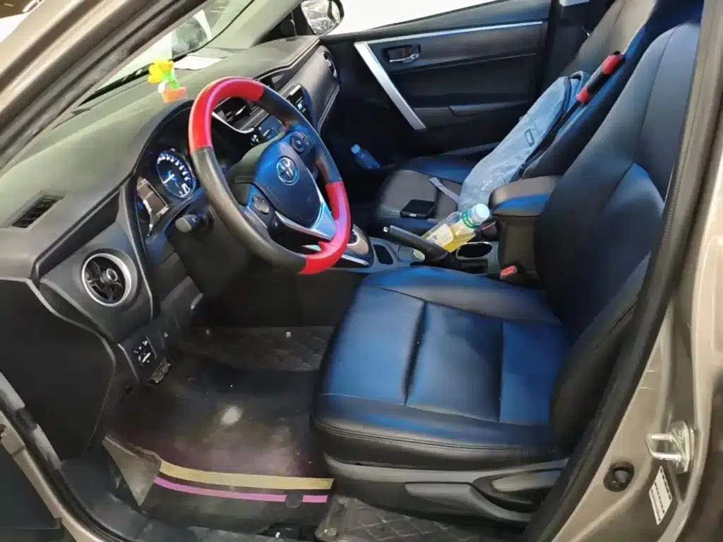 Corolla Hybrid E+ 2019 1.8L E-CVT Leading Edition — миниатюра 15