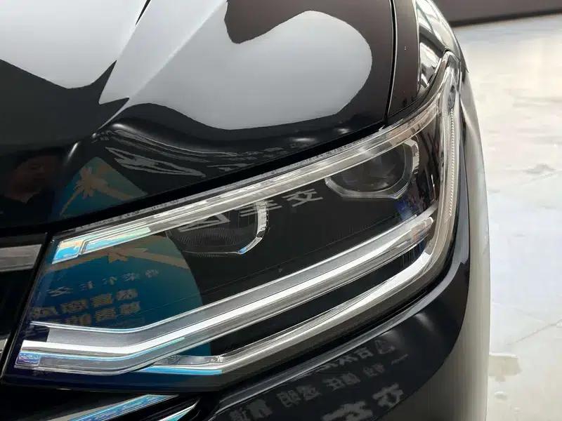Tiguan L PHEV 2023 430PHEV Plug-in Hybrid Premium Edition — миниатюра 7