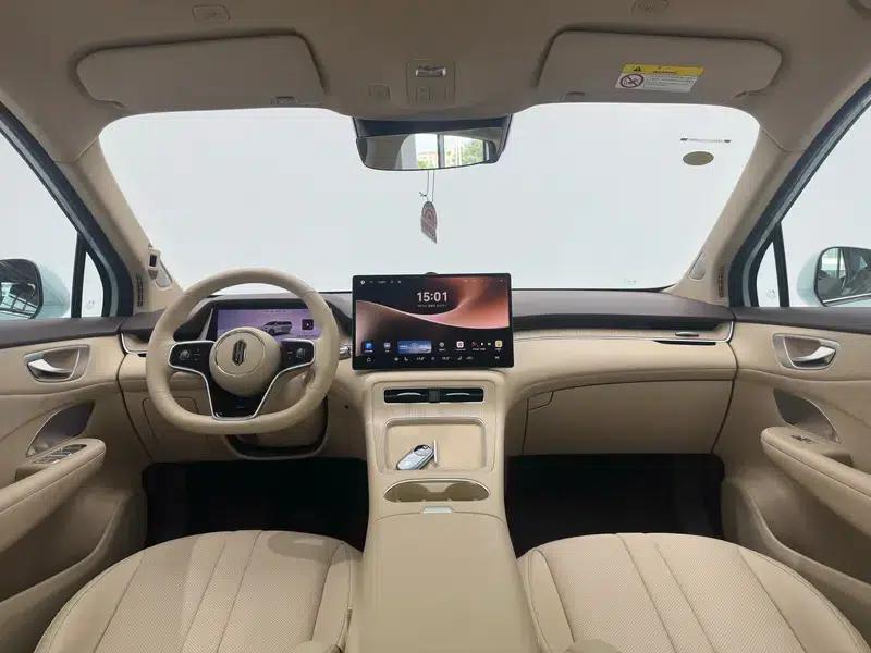 Shangjie H5 2025 Pure Electric Max Long Range Edition — миниатюра 14