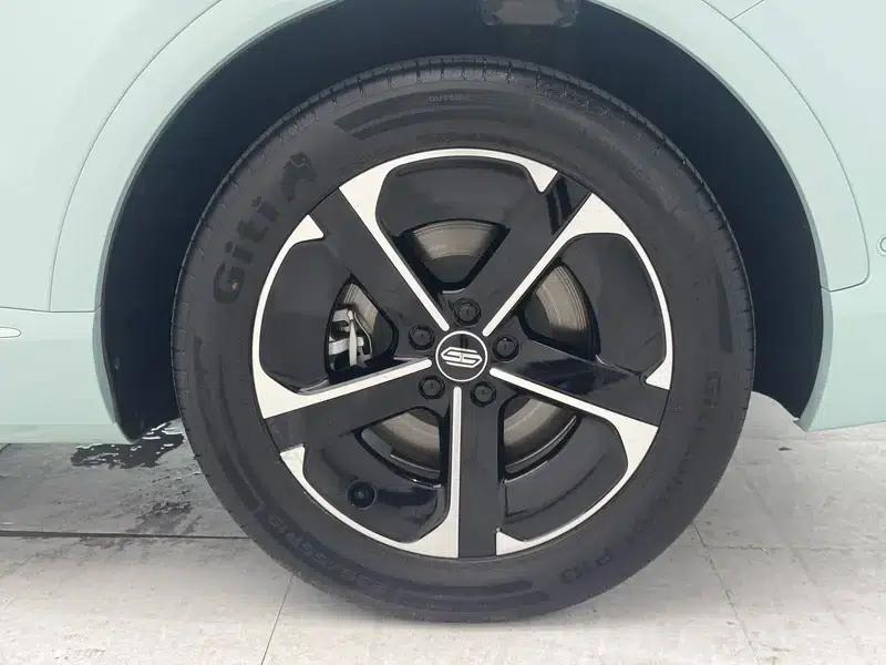 Shangjie H5 2025 Pure Electric Max Long Range Edition — миниатюра 9
