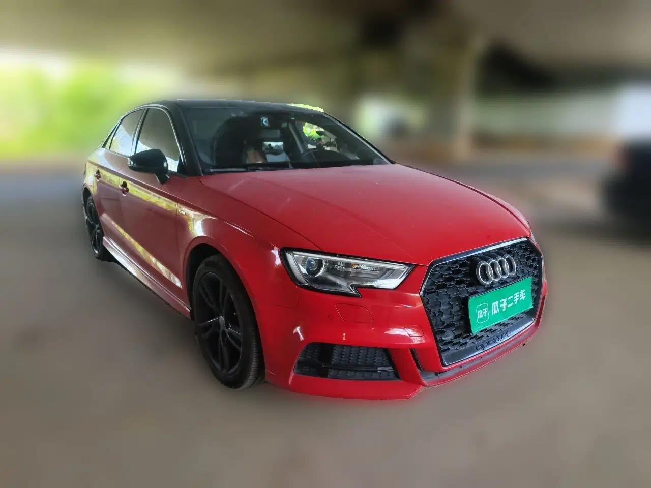 Audi A3 2018 30th Anniversary Edition Limousine 35 TFSI Fashion Model — миниатюра 3