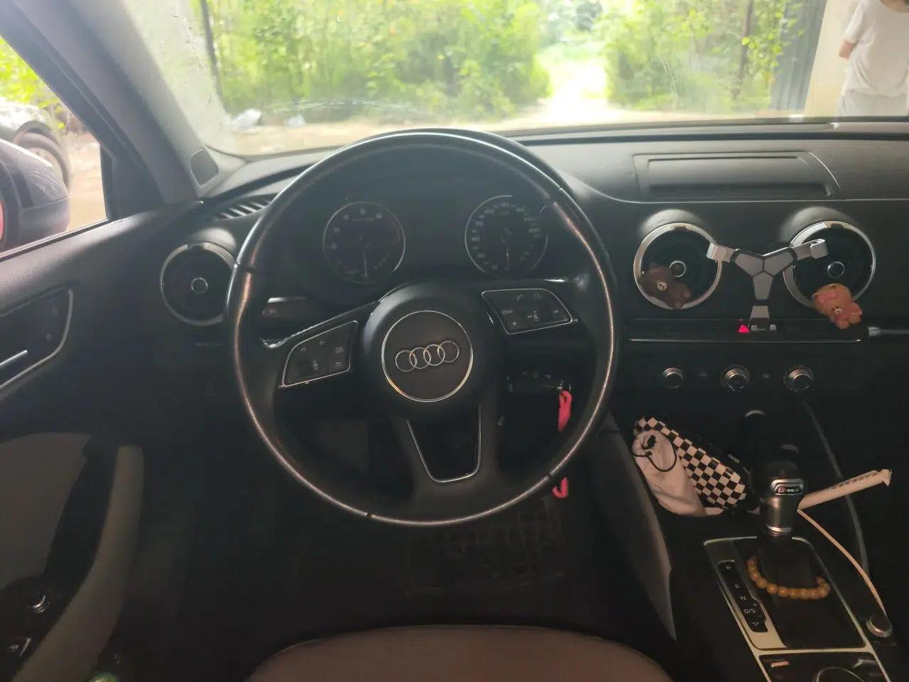 Audi A3 2018 30th Anniversary Edition Limousine 35 TFSI Fashion Model — миниатюра 10